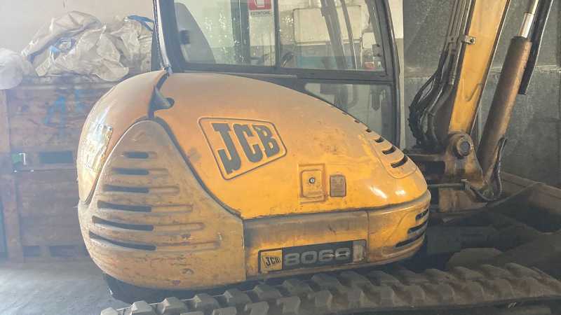 OmecoHub - JCB 8060